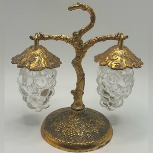 Vintage Taj Importing Co. Golden Hanging Grapes Salt & Pepper Shakers
